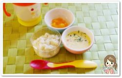 離乳食107日1回目スープパン粥