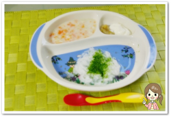 離乳食70日1回目青のり粥