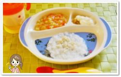 離乳食112日1回目タラ粥