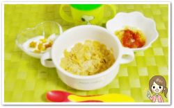離乳食147日1回目コーンフレークミルク粥